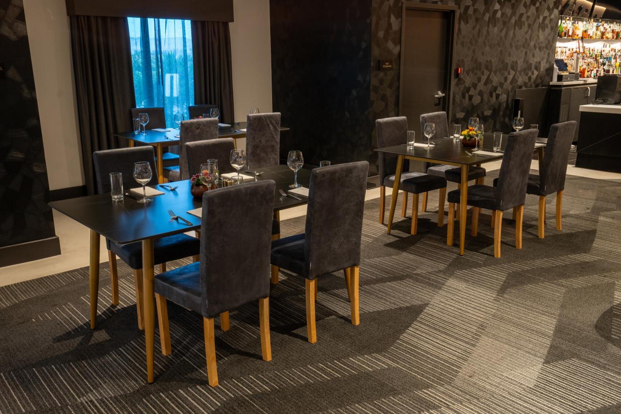 Champions Club And Hotel, Houston Westchase 外观 照片